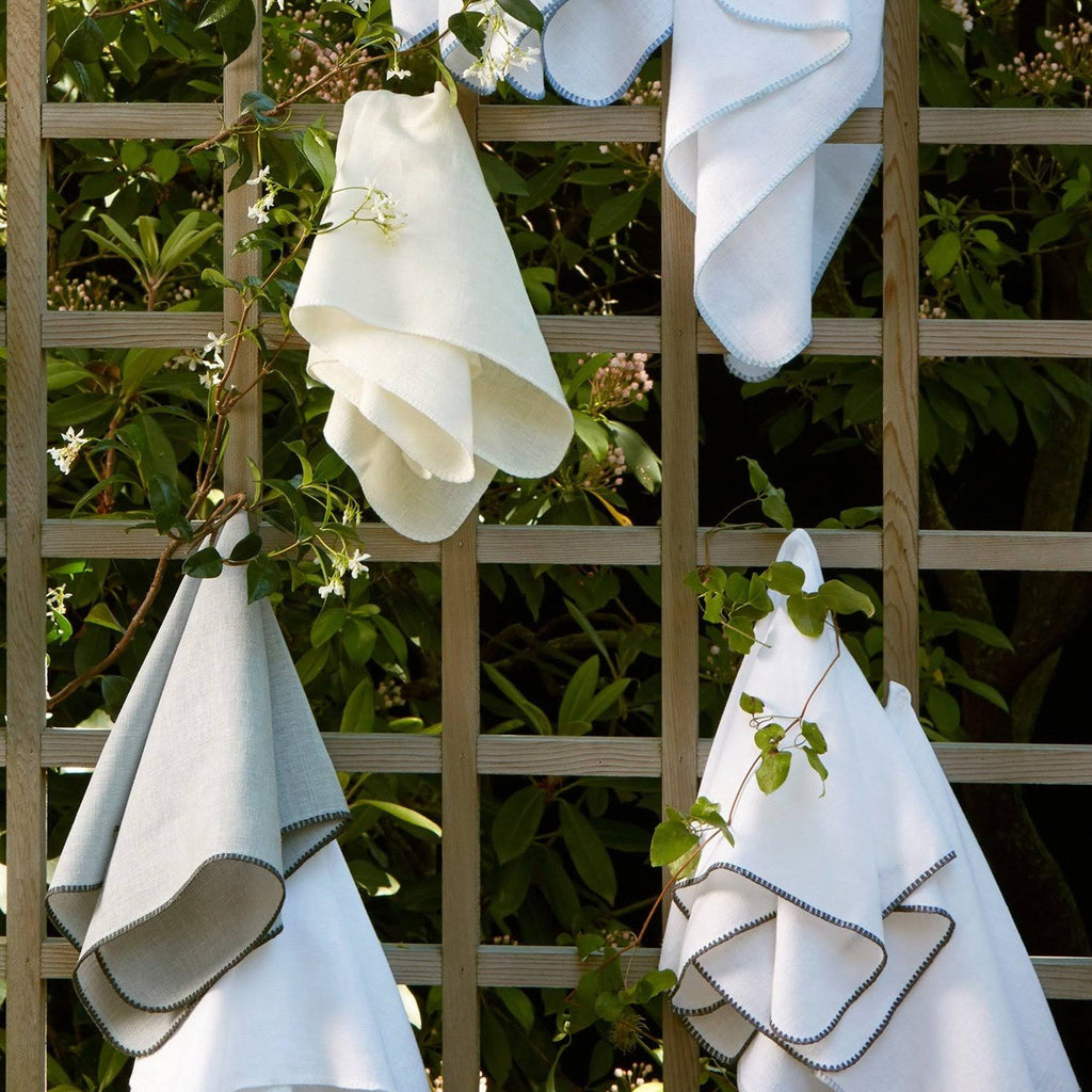 White Oblong Tablecloth X5314