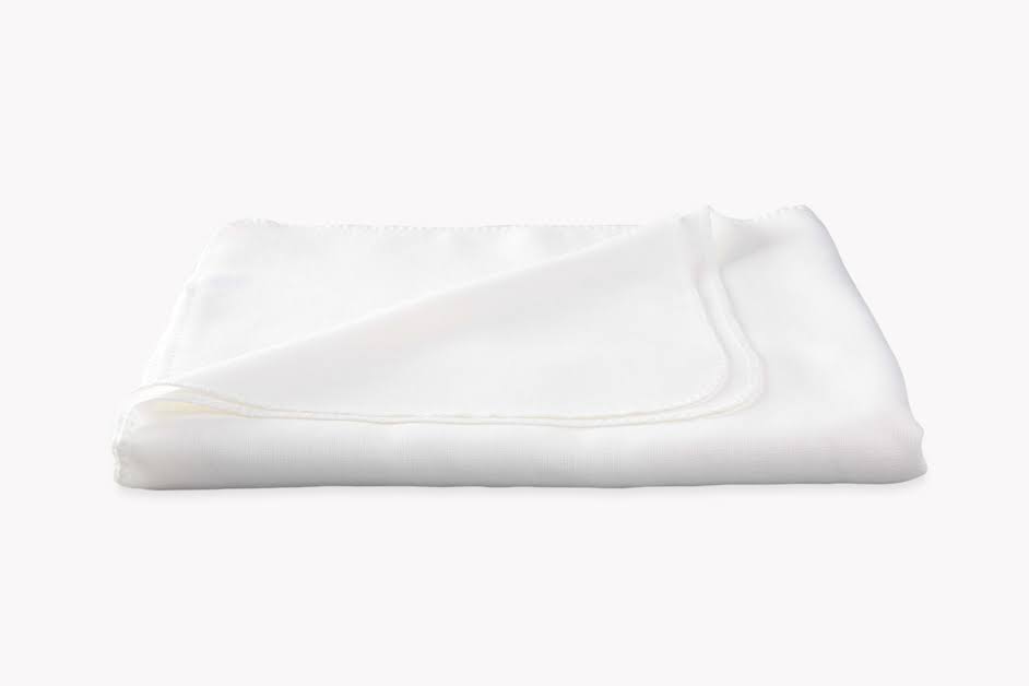 White Oblong Tablecloth X5314