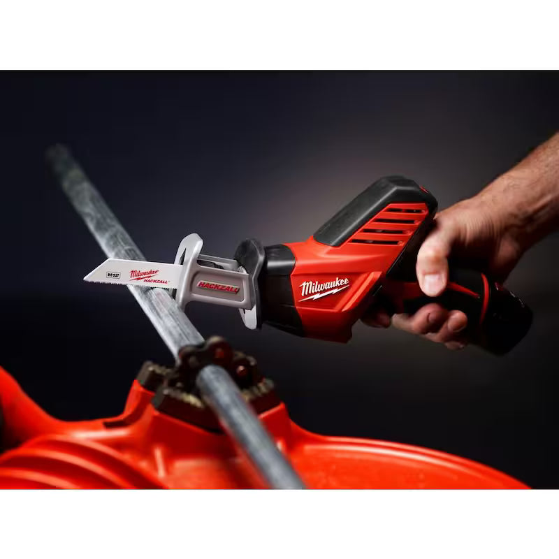 12V Cordless Reciprocating Saw Kit with Battery, Charger and Tool Bag U950