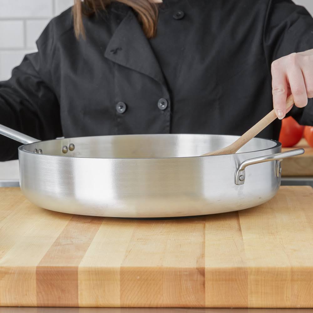 2 Quart Saute Pan with Helper Handle X377