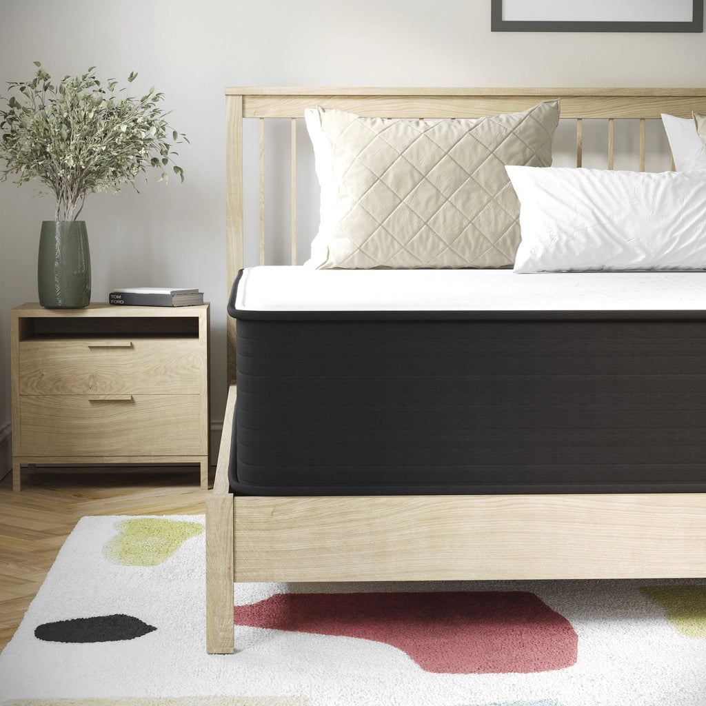 10 Inch Full Size Hybrid Mattress N63228