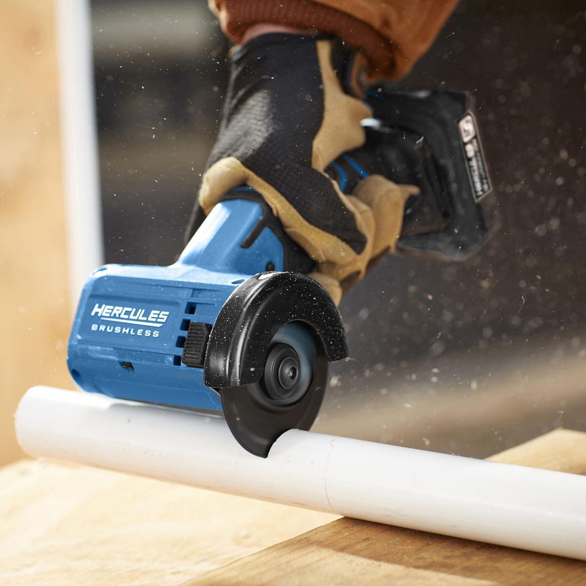 12V Brushless Cordless 3 in. Cut-Off Tool D6372
