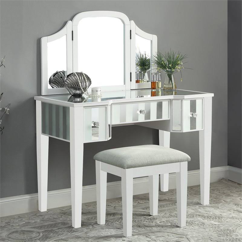 White Contemporary Vanity Set W3151