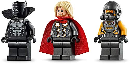 Black Panther and Thor Buildable Superhero Toy (226 Pieces) Y63774