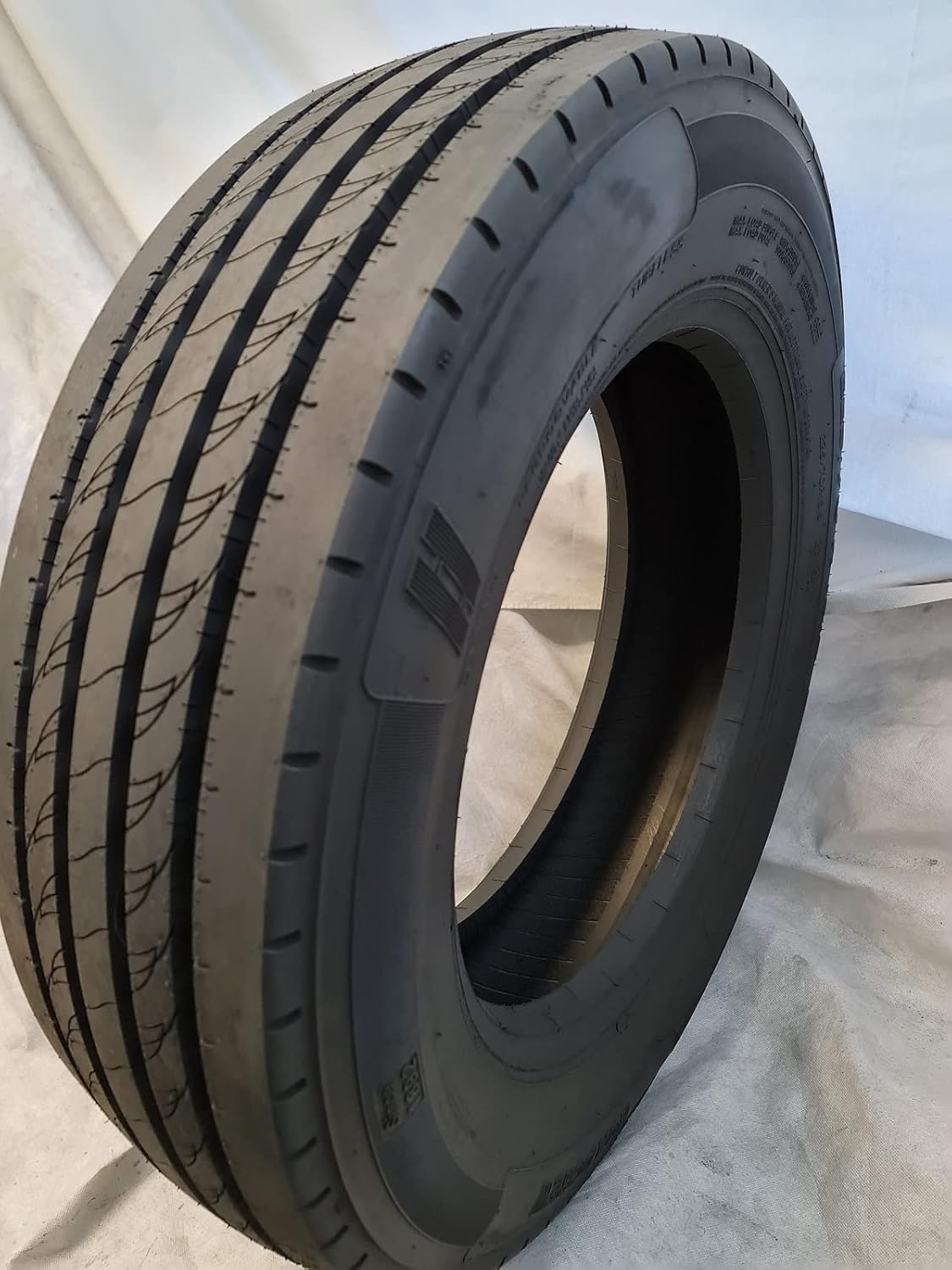 225/70R19.5 Tire, 128/126M, LR G W108