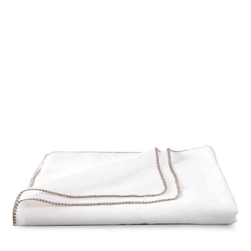 White Oblong Tablecloth X5314