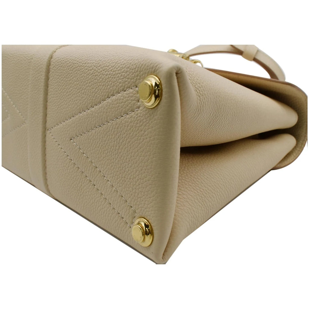 Pre-owned Grained Leather Top Handle Crossbody Bag M59705