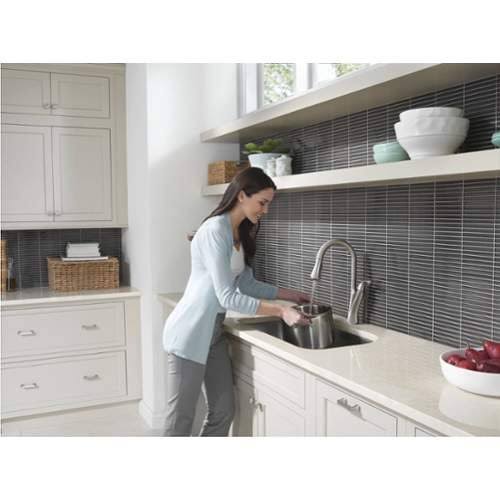 Spot Resist Stainless High Arc Pulldown Kitchen Faucet M422951