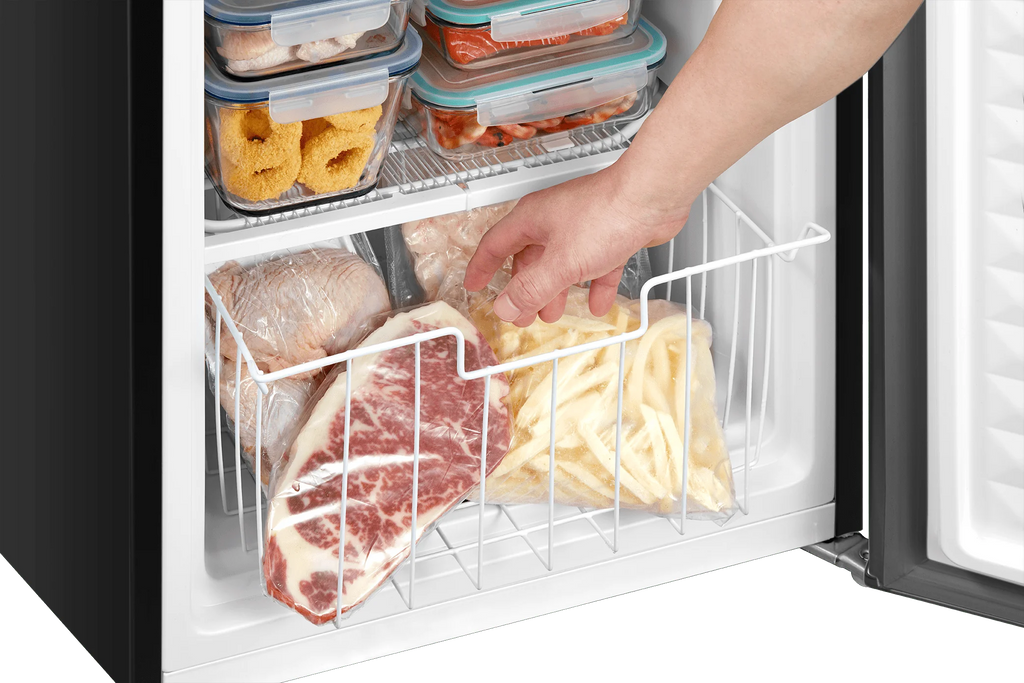 3.0 Cu ft Upright Freezer White N1775