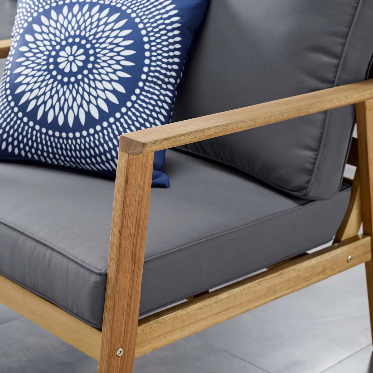 Natural Gray 4 Piece Outdoor Furniture Set E4508